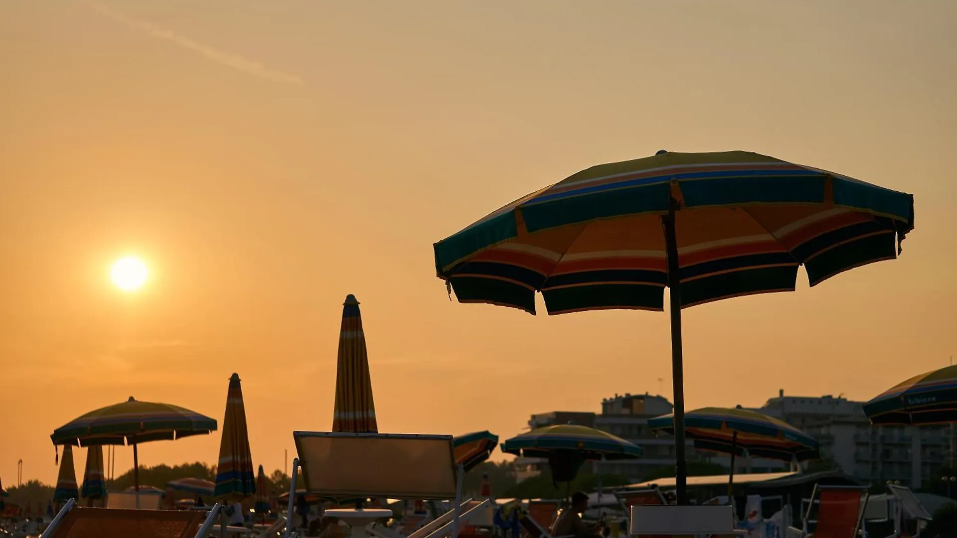 Relax Just 150M From The Beach By Beahostrentals Bibione Italy