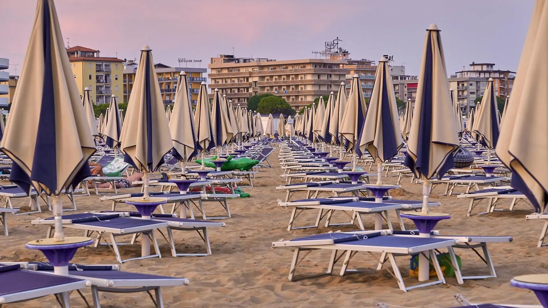 Relax Just 150M From The Beach By Beahostrentals Bibione 0*,  Italy